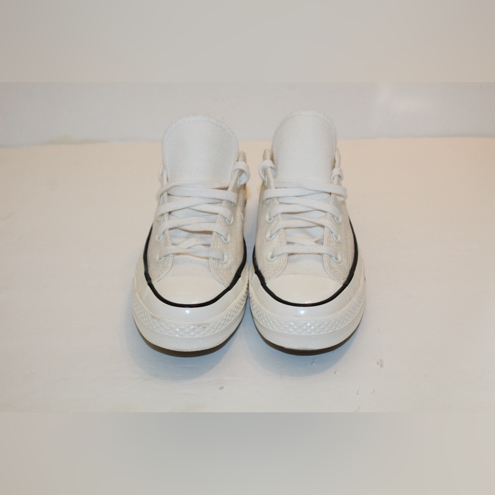Converse Chuck 70 Low Top Shoes Women’s Multiple Sizes Available NEW - Picture 2 of 10